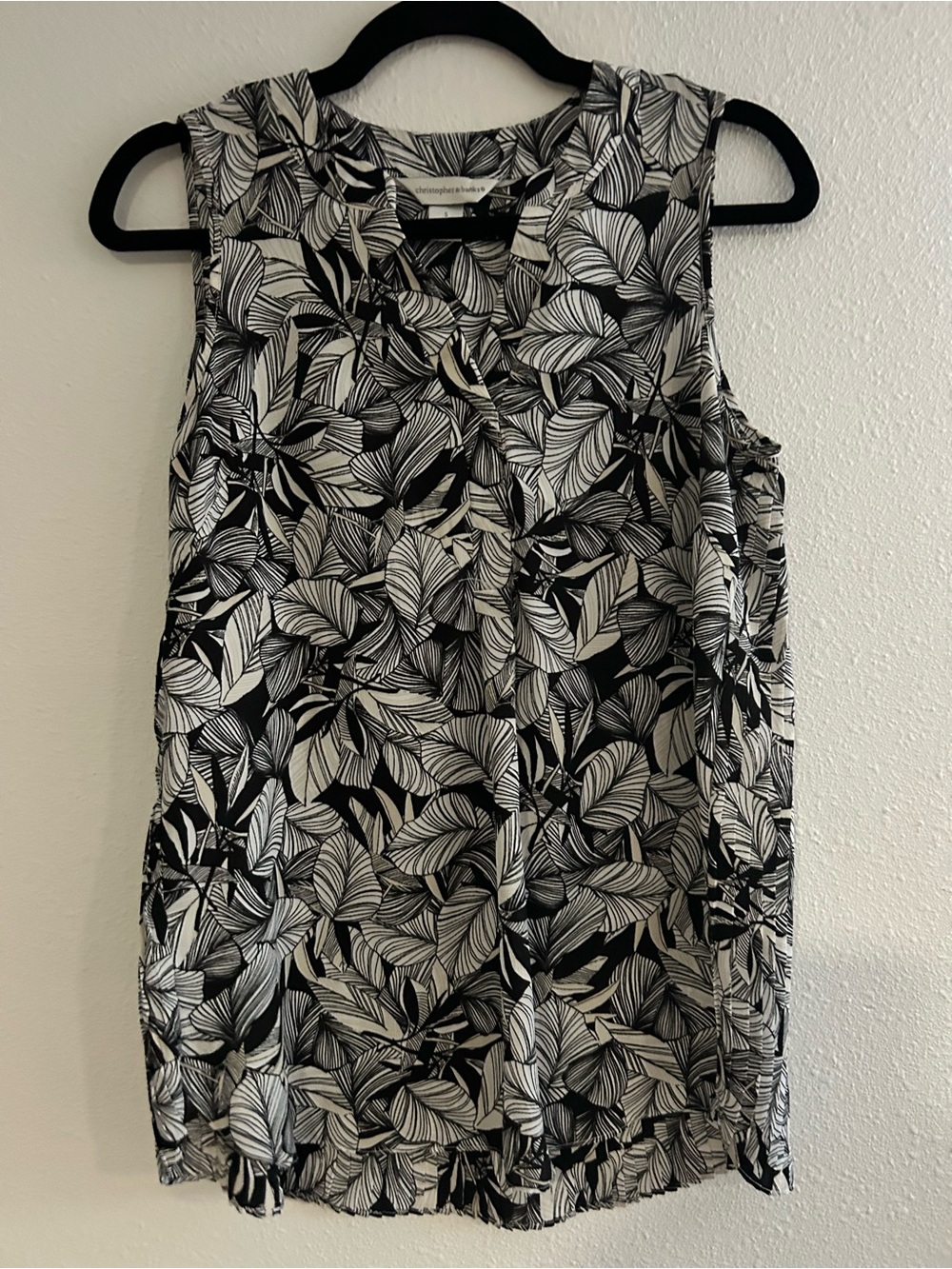 Christopher & Banks Black and White Leaf-Print Sleeveless Top